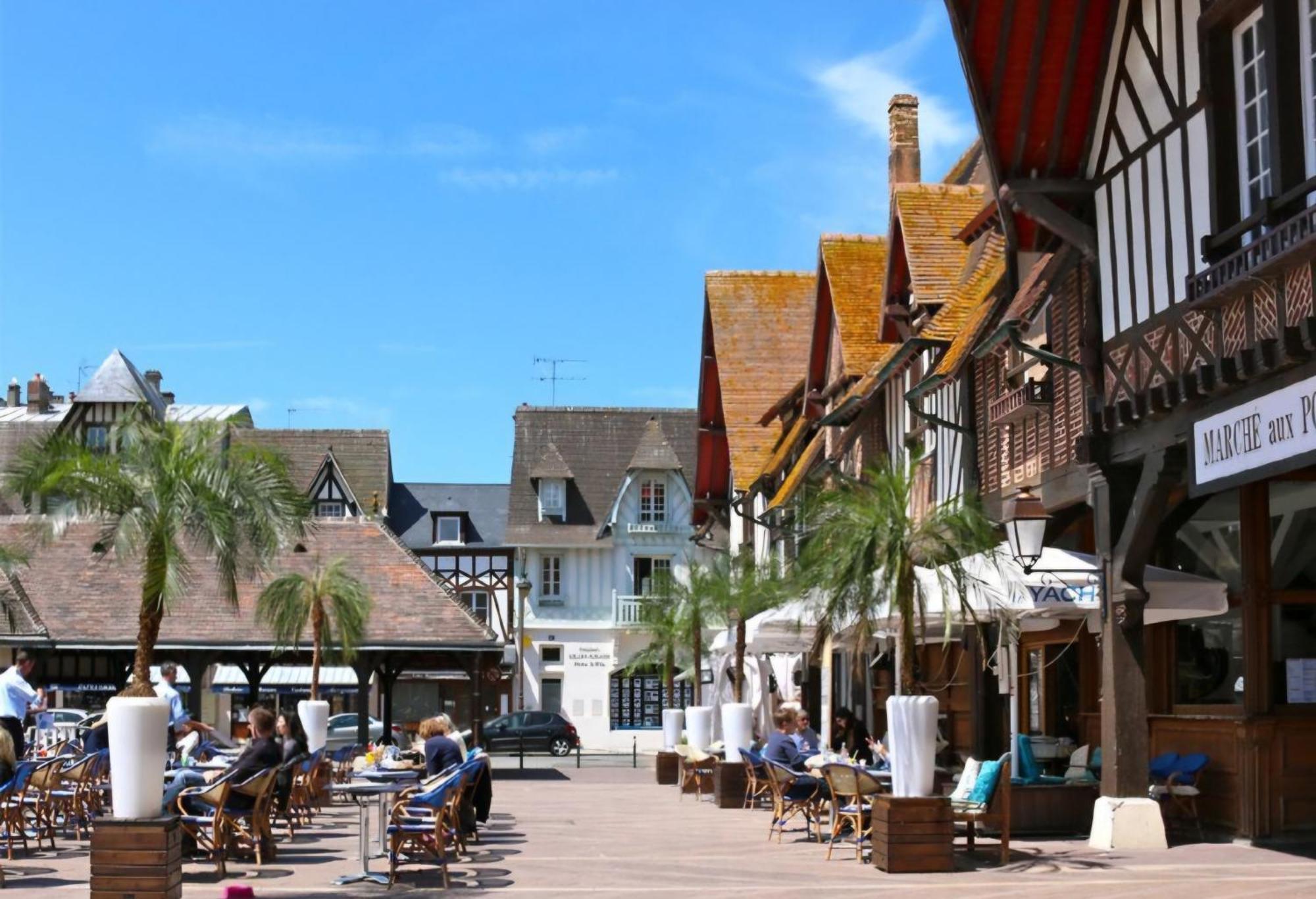 Studio Magnifique Vue Mer, Port-Deauville, Proche Plage, Centre-Ville Et Casino Exterior foto