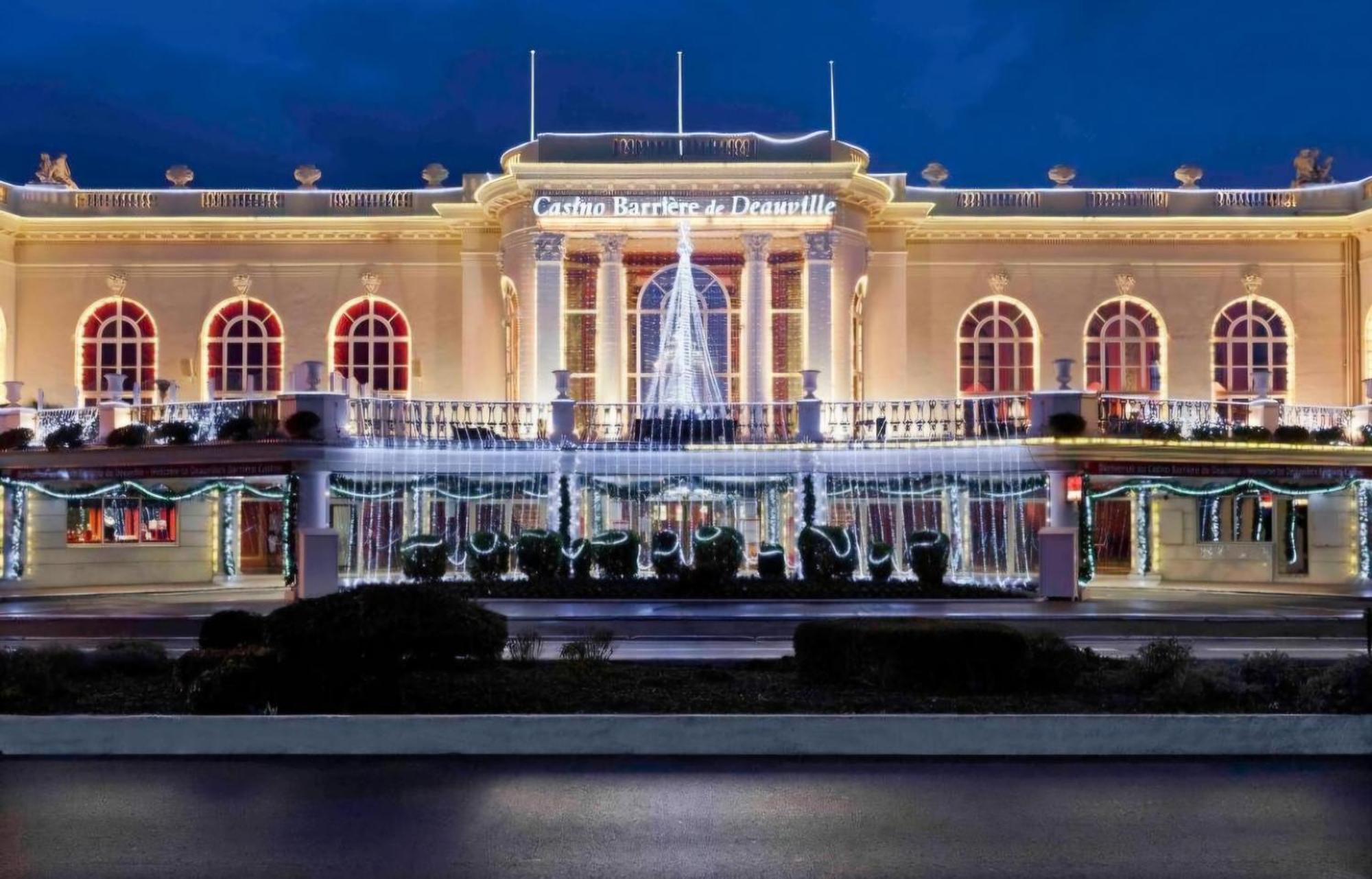 Studio Magnifique Vue Mer, Port-Deauville, Proche Plage, Centre-Ville Et Casino Exterior foto